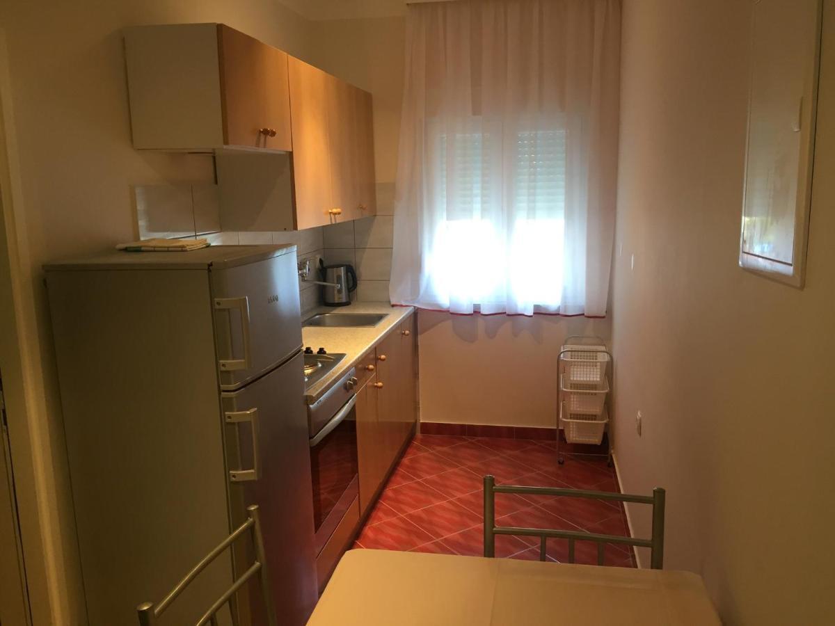 Apartments With A Swimming Pool Banjol, Rab - 11382 エクステリア 写真